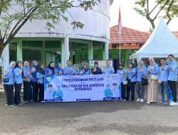 Kenalkan Alat Kontrasepsi ke Pasar Raya Keraton 7 Kenalkan Alat Kontrasepsi ke Pasar Raya Keraton