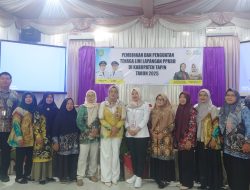 Kader PPKBD di Harapkan Dapat Menjadi Garda Terdepan Sosialisasikan Program Pemerintah 9 Kader PPKBD di Harapkan Dapat Menjadi Garda Terdepan Sosialisasikan Program Pemerintah