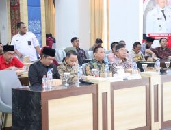 Pj Bupati Tapin Buka Pleno Penetapan Bupati Terpilih: Ajak Warga Bersatu Bangun Daerah