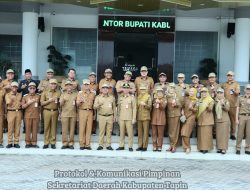 Pj Bupati Tapin Pimpin Apel Disiplin ASN, Tekankan Profesionalisme dan Inovasi Pelayanan Publik 19 Pj Bupati Tapin Pimpin Apel Disiplin ASN, Tekankan Profesionalisme dan Inovasi Pelayanan Publik