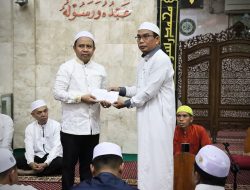 Safari Subuh Perdana, Bupati Tapin Ajak Masyarakat Makmurkan Masjid 5 Safari Subuh Perdana, Bupati Tapin Ajak Masyarakat Makmurkan Masjid