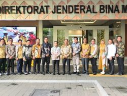 Bupati Tapin Audiensi dengan Kementerian PUPR Bahas Pembangunan Poros Tengah Banua Enam 19 Bupati Tapin Audiensi dengan Kementerian PUPR Bahas Pembangunan Poros Tengah Banua Enam