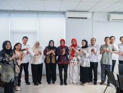 TP PKK Tapin Konsultasi Terkait Penguatan Posyandu dengan 6 SPM ke Kementerian 17 TP PKK Tapin Konsultasi Terkait Penguatan Posyandu dengan 6 SPM ke Kementerian