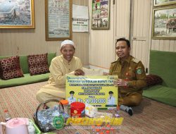 Bupati-Wabup Tapin Serahkan Bantuan Rp20 Juta untuk Haul Tokoh Agama