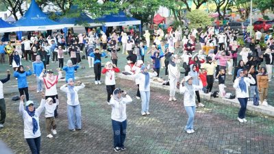 Meriah! Dekranasda Tapin Gelar Bazar UMKM dan Senam Ceria Bersama Warga