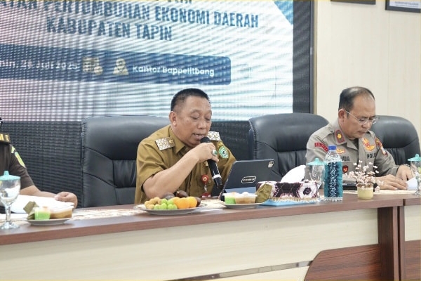 Pemkab Tapin Bentuk Tim Percepatan Pertumbuhan Ekonomi, Targetkan 8 Persen di 2029 1 IMG 20250811 211047
