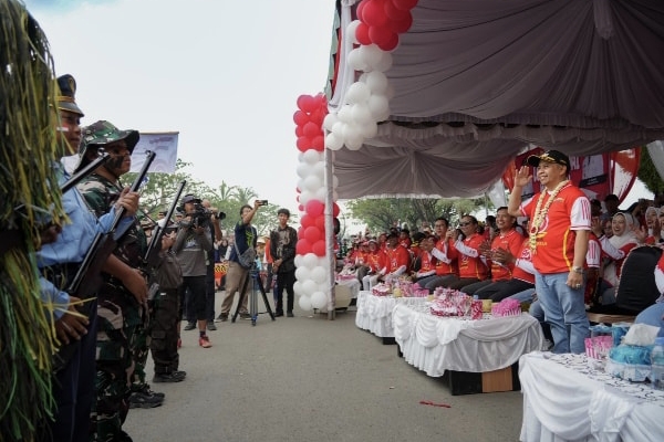 Ribuan Pelajar Meriahkan Karnaval Budaya HUT RI ke-80 di Tapin 1 IMG 20250822 234103