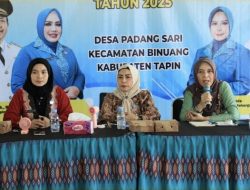 Wakil Ketua PKK Tapin Tinjau Kesiapan Lomba “Aku Hatinya PKK” di Desa Padang Sari