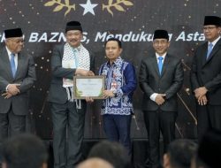 Pemkab Tapin Raih Baznas Award, Diganjar Sebagai Kepala Daerah Pendukung Gerakan Zakat Indonesia