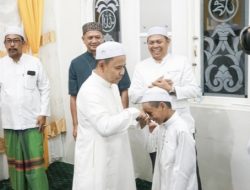 Hadiri Maulid Nabi di Haur Kuning, Bupati Tapin Ajak Jamaah Teladani Akhlak Nabi Muhammad SAW