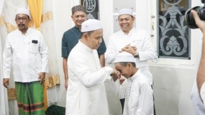 Hadiri Maulid Nabi di Haur Kuning, Bupati Tapin Ajak Jamaah Teladani Akhlak Nabi Muhammad SAW