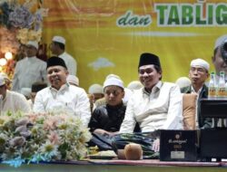 Ribuan Warga Padati Tabligh Akbar Tapin, Bupati Yamani Ajak Teladani Akhlak Rasulullah SAW