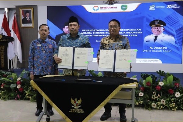 Wabup Juanda Teken MoU dengan Ombudsman RI, Tapin Perkuat Pengawasan Pelayanan Publik 1 IMG 20260222 231454
