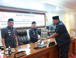Ketuk Palu! Lima Fraksi DPRD Tapin Sepakat Bawa Raperda APBD 2025 ke Meja Pembahasan Detail
