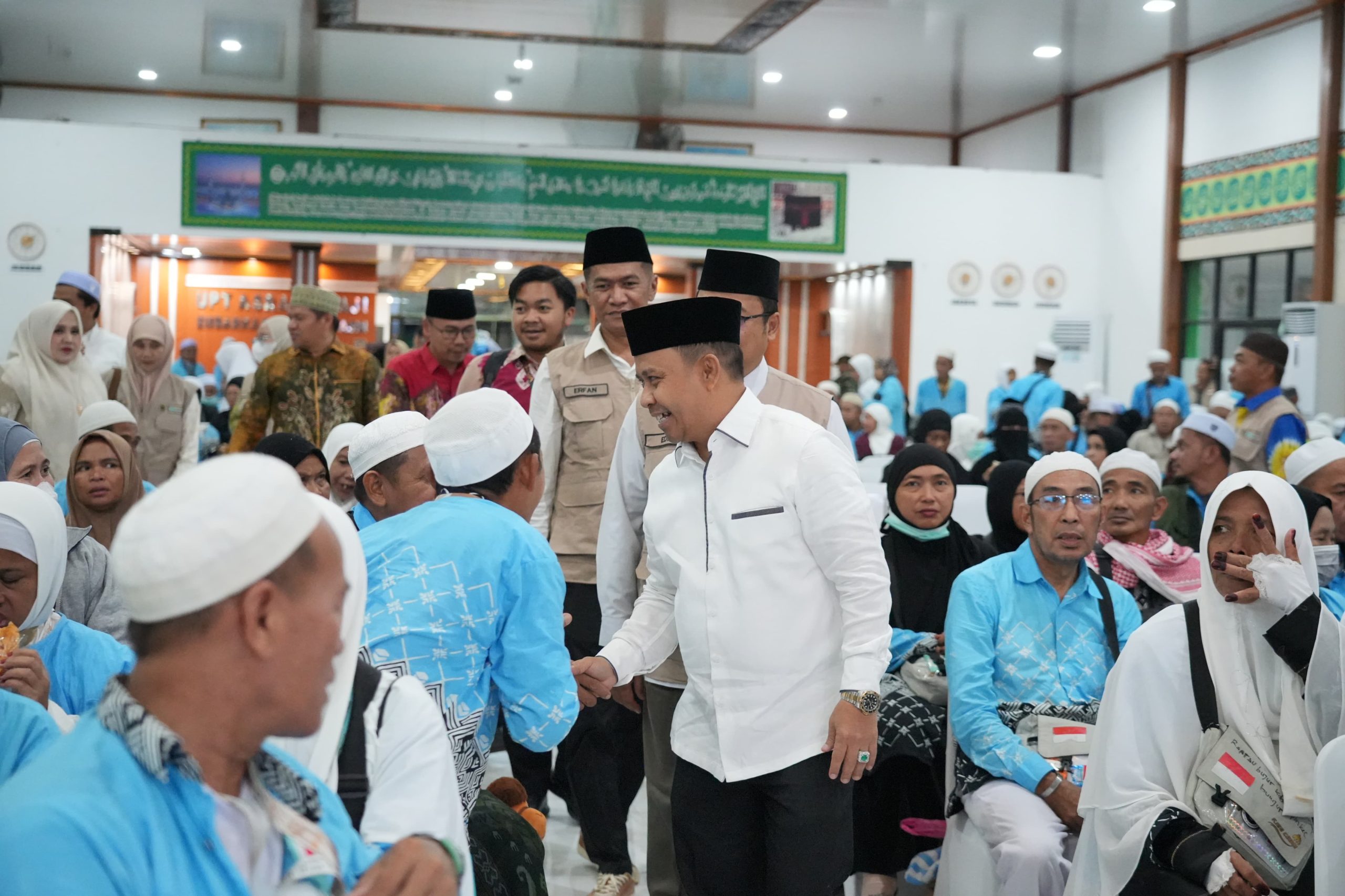Bupati Tapin Sambut Kepulangan Jemaah Haji di Asrama Haji Banjarbaru 1 IMG 20260710 WA0039 scaled