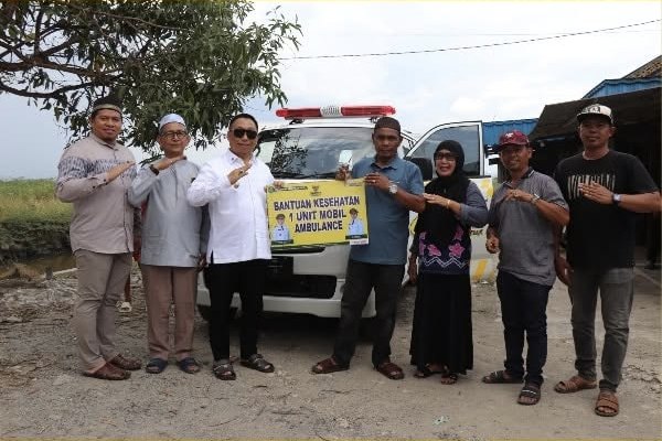 Wabup Juanda Serahkan Ambulans untuk Kelurahan Raya Belanti, Perkuat Layanan Kesehatan Warga 1 IMG 20260704 181057