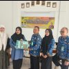 Tingkatkan Ekonomi Keluarga, 10 Ibu-Ibu di Bitahan Latih Diri Olah Ikan Lele Jadi Abon Gurih